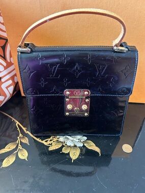 Louis Vuitton Vernis Brea BB